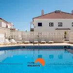 #029 Oura Village Pool&nightlife Albufeira